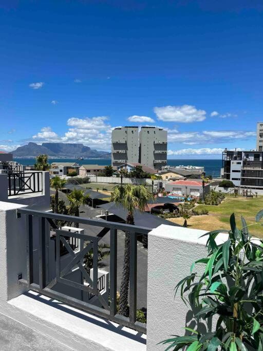 Apartment Monte Serrat Views - Spacious 1 Bedroom