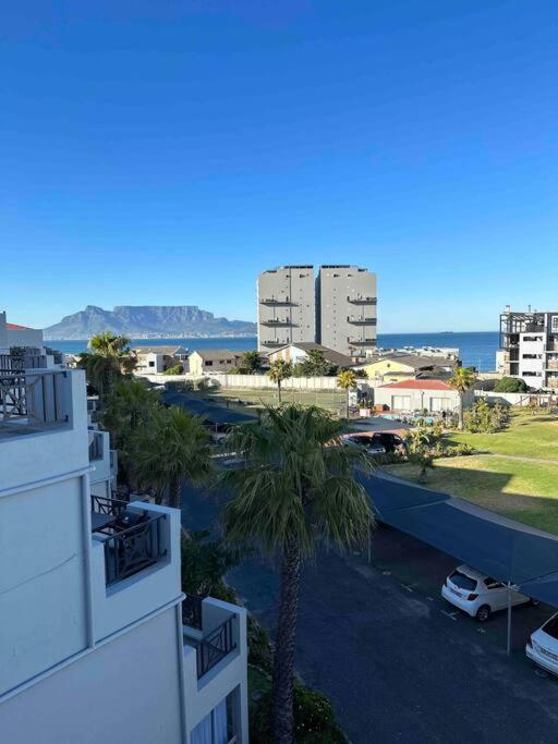 Apartment Monte Serrat Views - Spacious 1 Bedroom